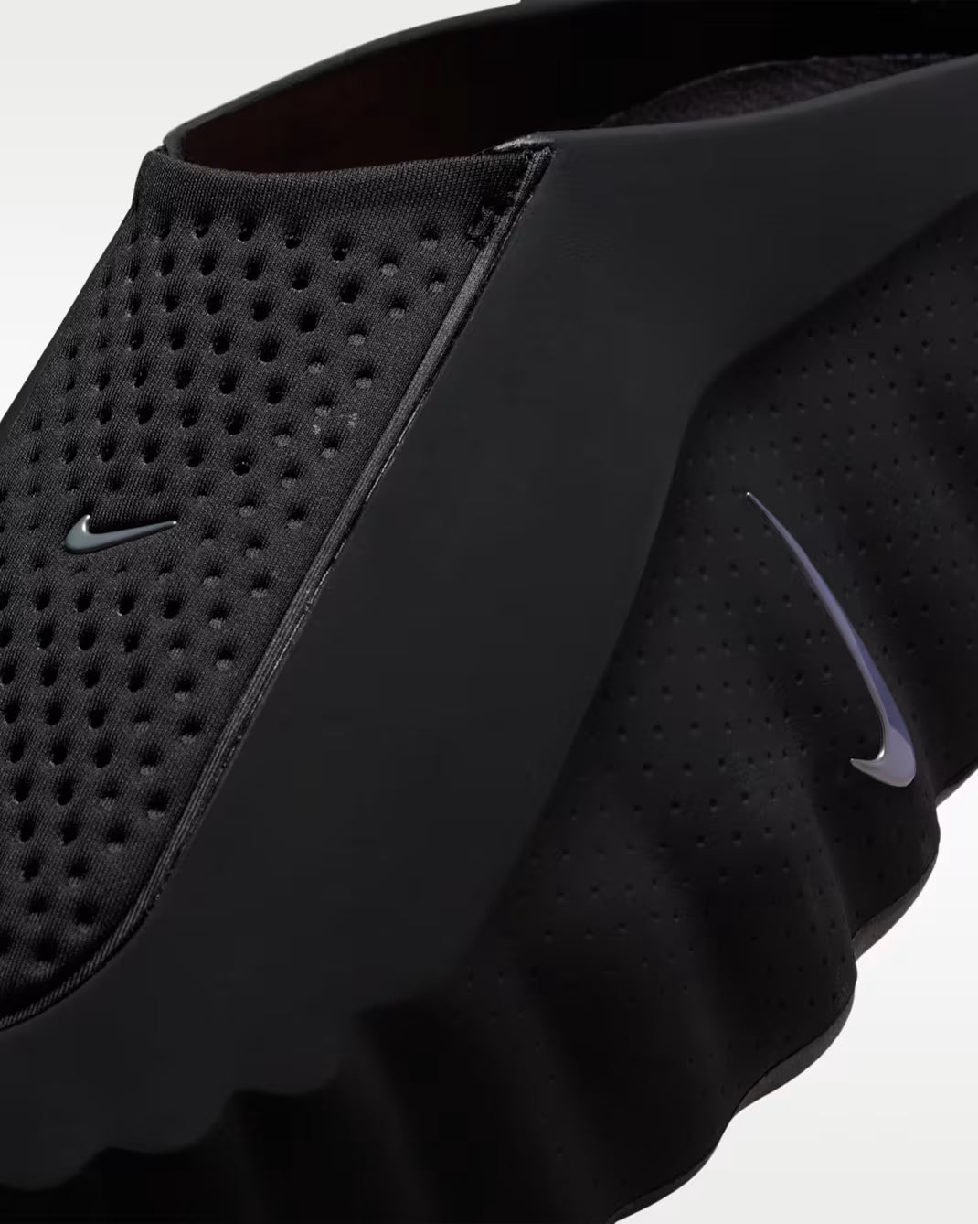Nike Mind 001