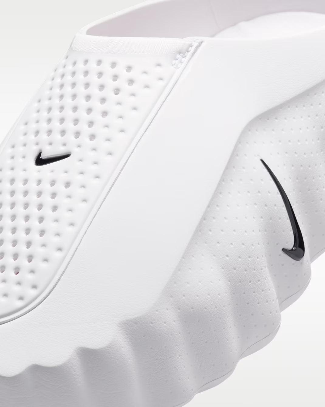 Nike Mind 001