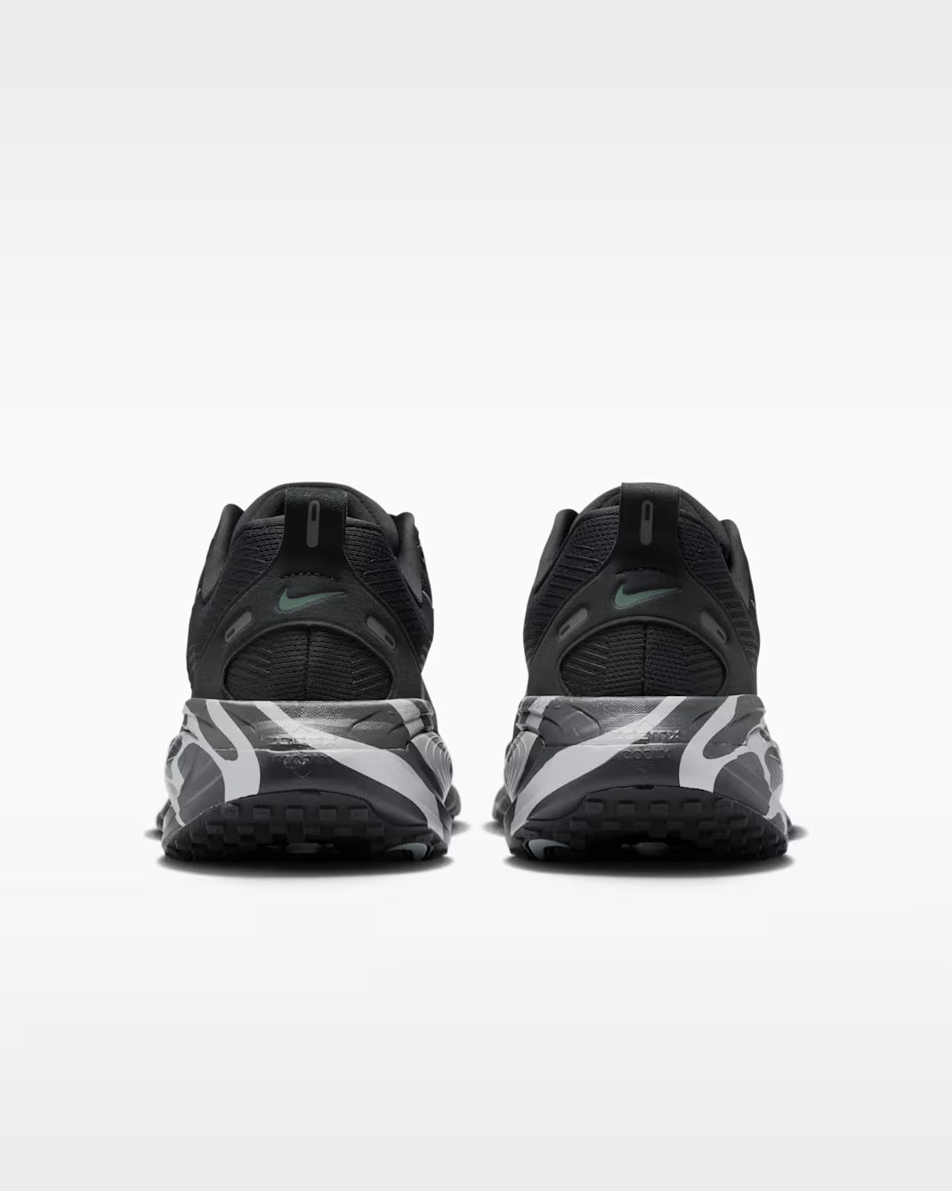 Nike Vomero 18