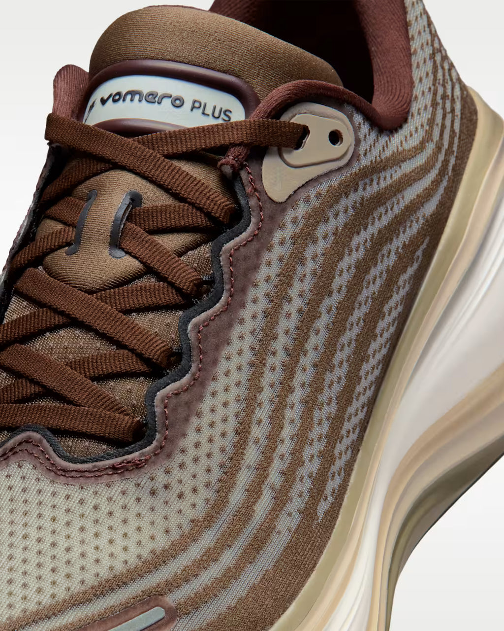 Nike Vomero Plus