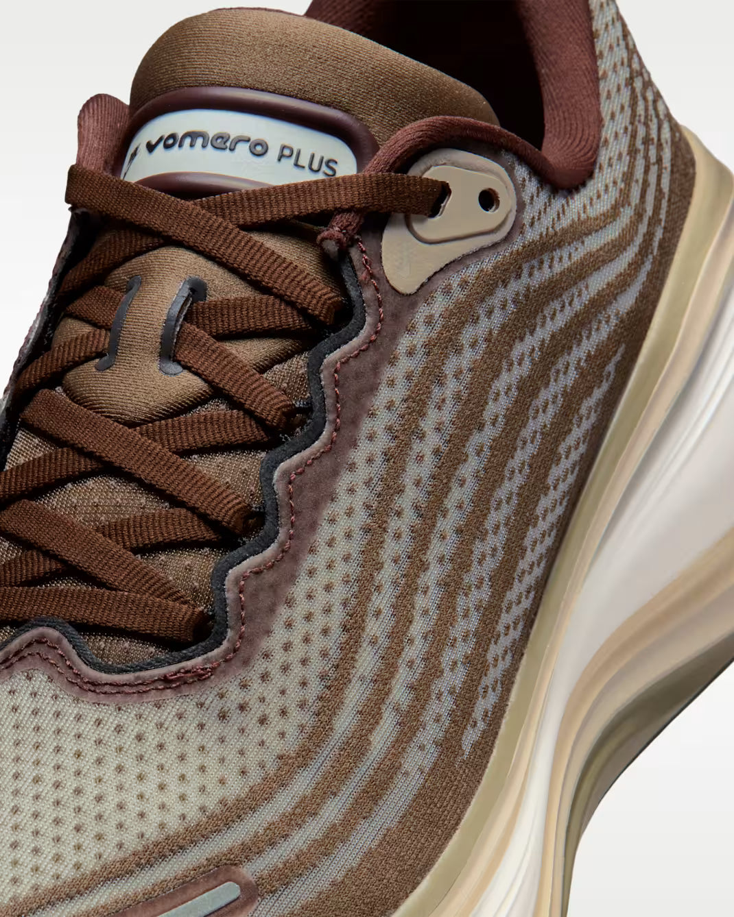 Nike Vomero Plus