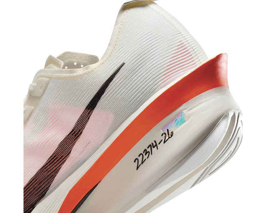 Nike ZoomX Vaporfly Next% 4