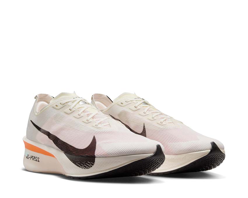 Nike ZoomX Vaporfly Next% 4