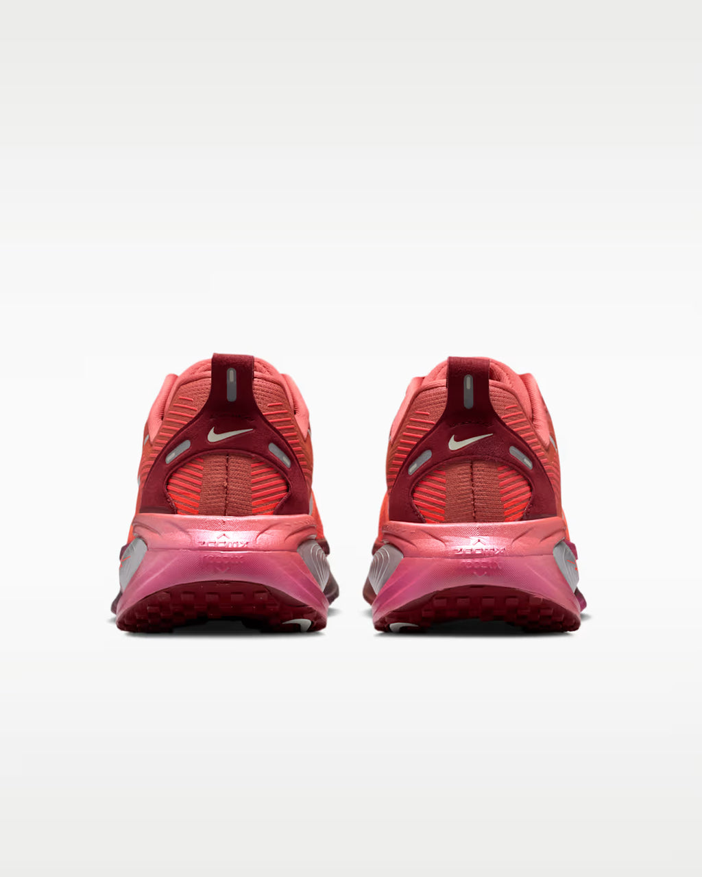 Nike Vomero 18 SE